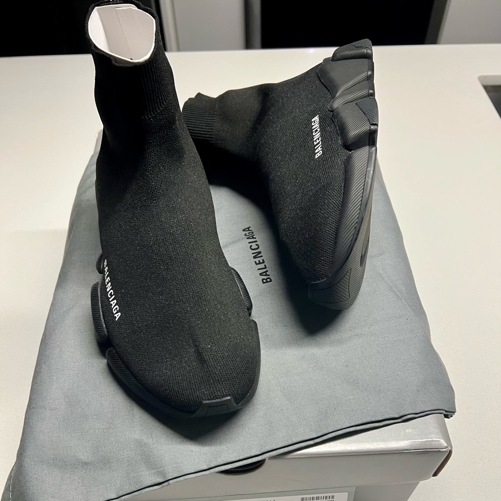 Balenciaga Speed Trainers - Picture 1 of 2